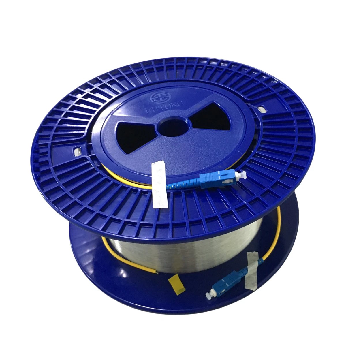 Fiber optic loopback patch cord for transceiver testing